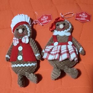 Holiday Time Gingerbread